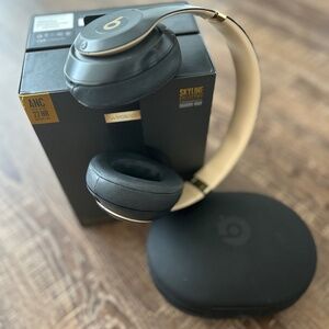 Beats by Dre Head phones